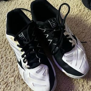 Mizuno Volleyball shoes